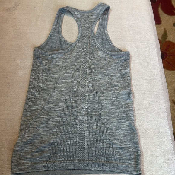 Lululemon Swiftly Tech Racerback Tank Top Slate Heather Gray Size 4 Women’s - Picture 8 of 9